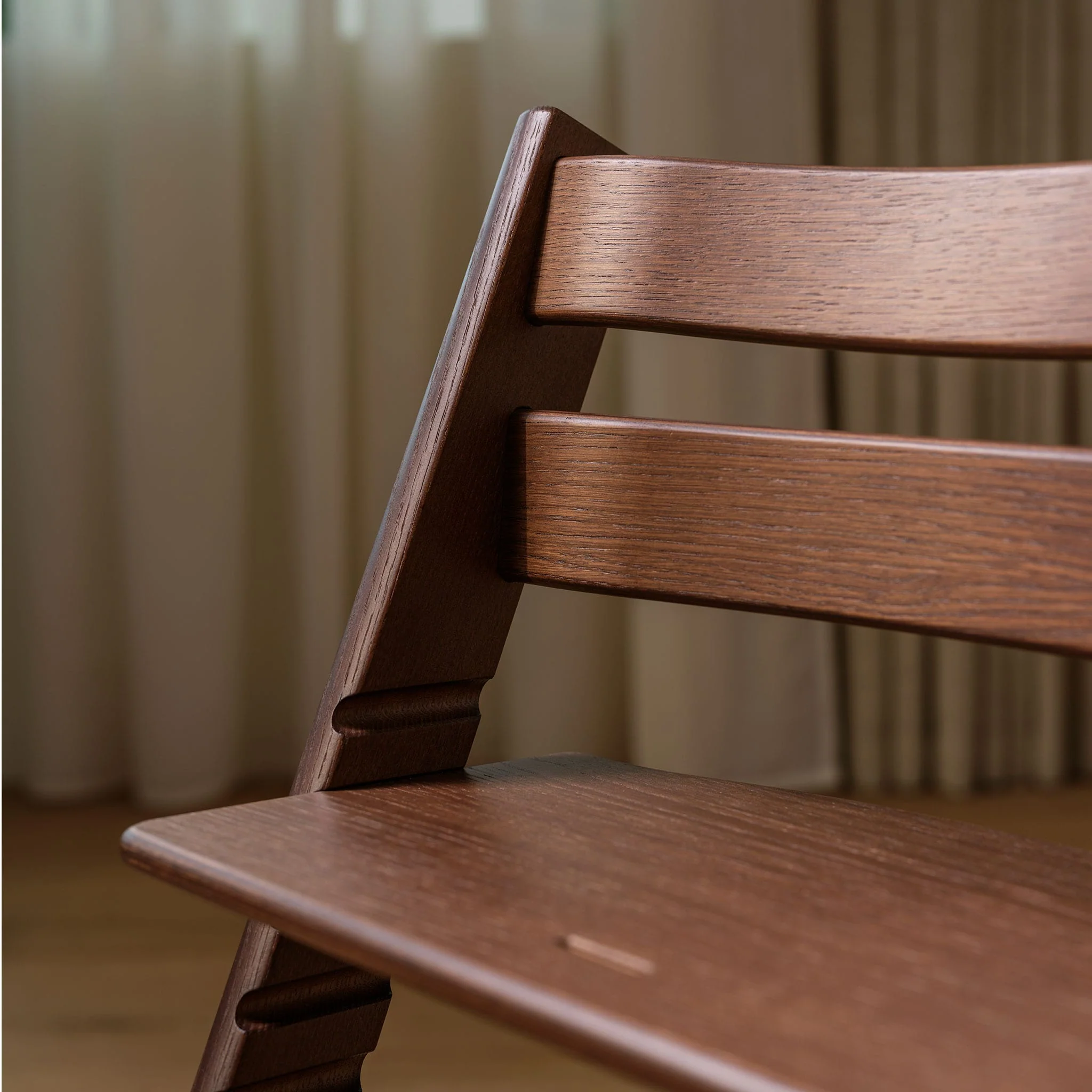 Chaise Haute Tripp Trapp® V2 - Chêne Brun - Image 49