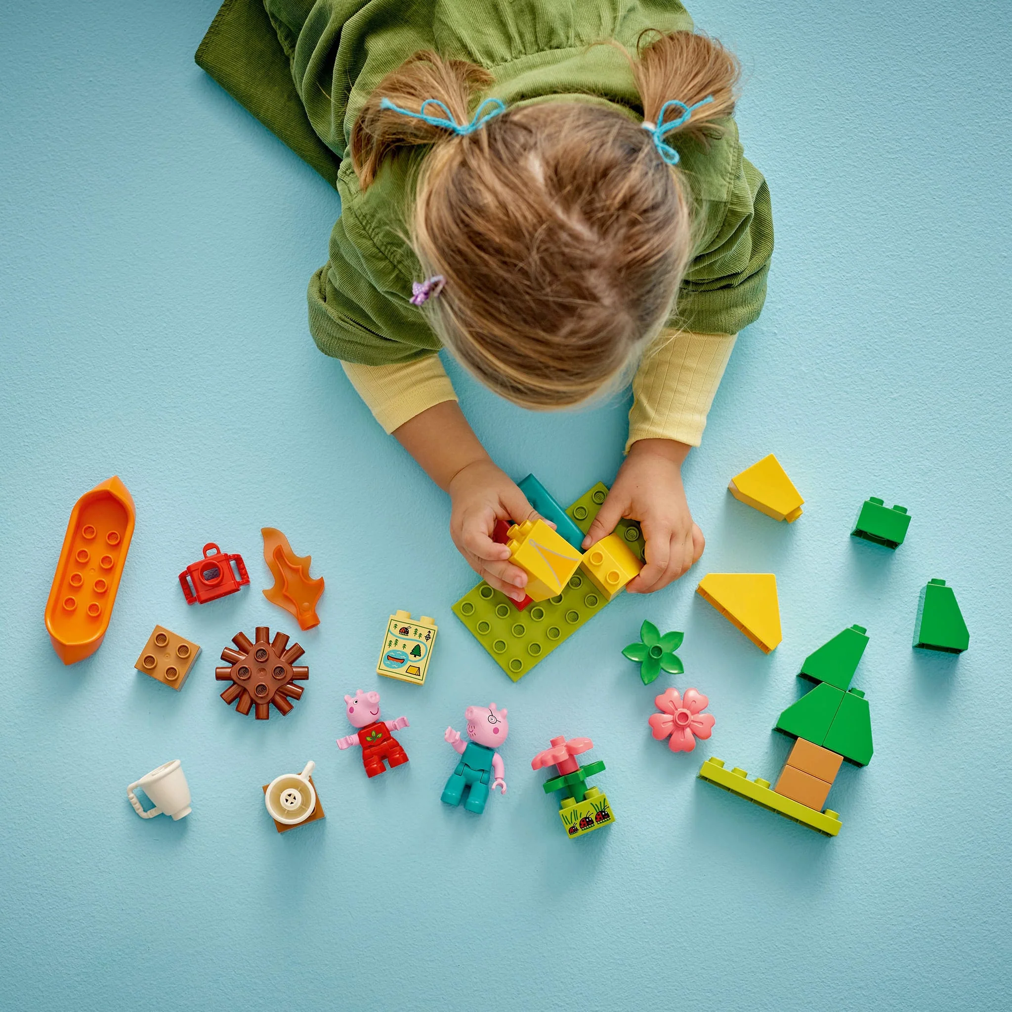 LEGO® DUPLO® Peppa Pig Le voyage en camping - Image 3