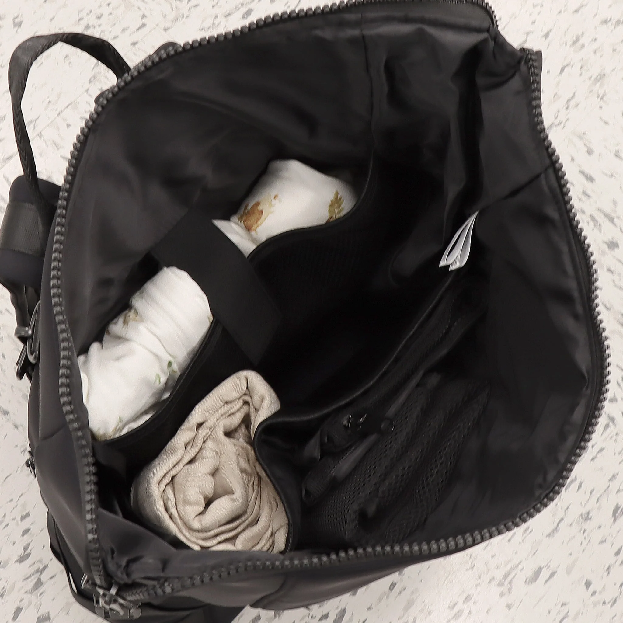 Sac à Couches Noir - Image 10